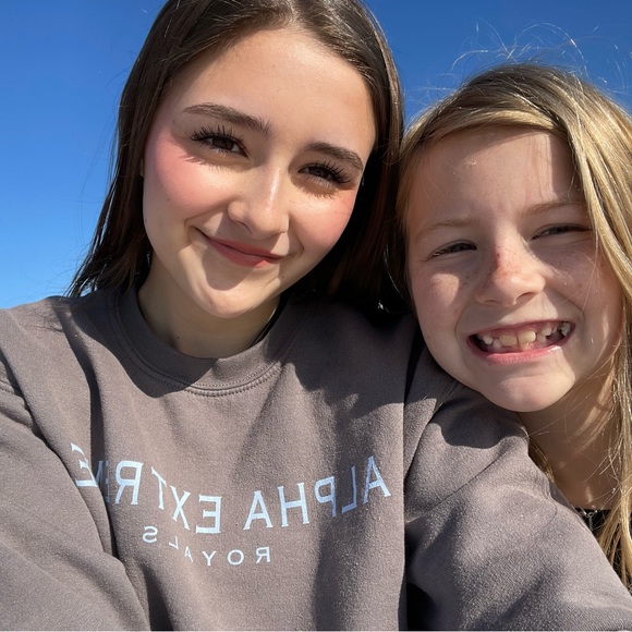 Meet your Posher, Foster - Picture 6 of 14